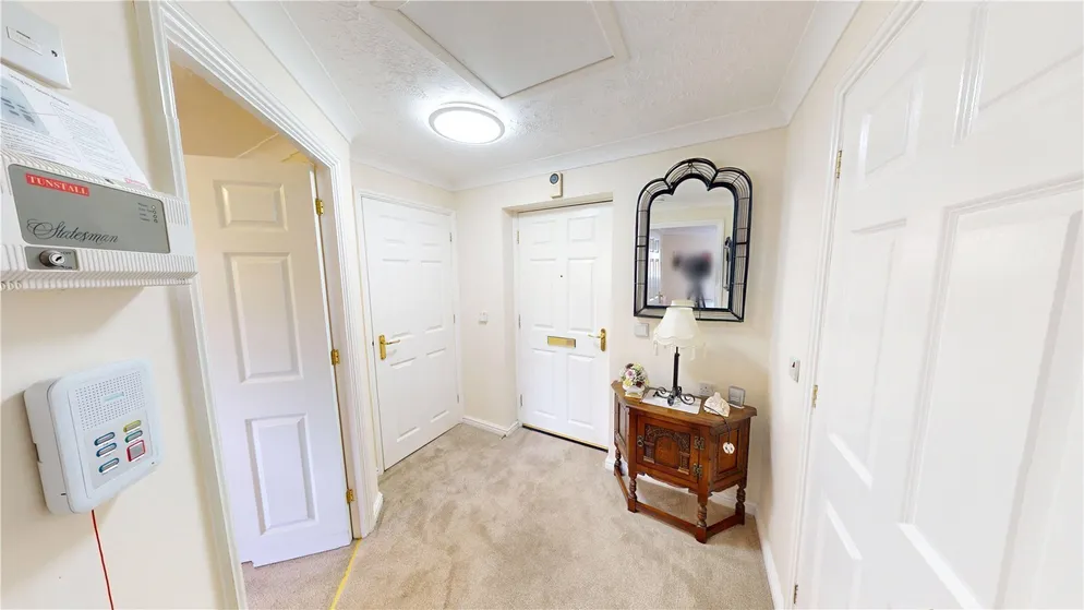 Property carousel item 5