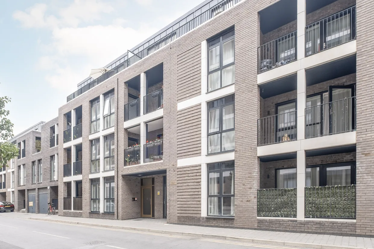19 Ravensbury Terrace, London, SW18 photo 2