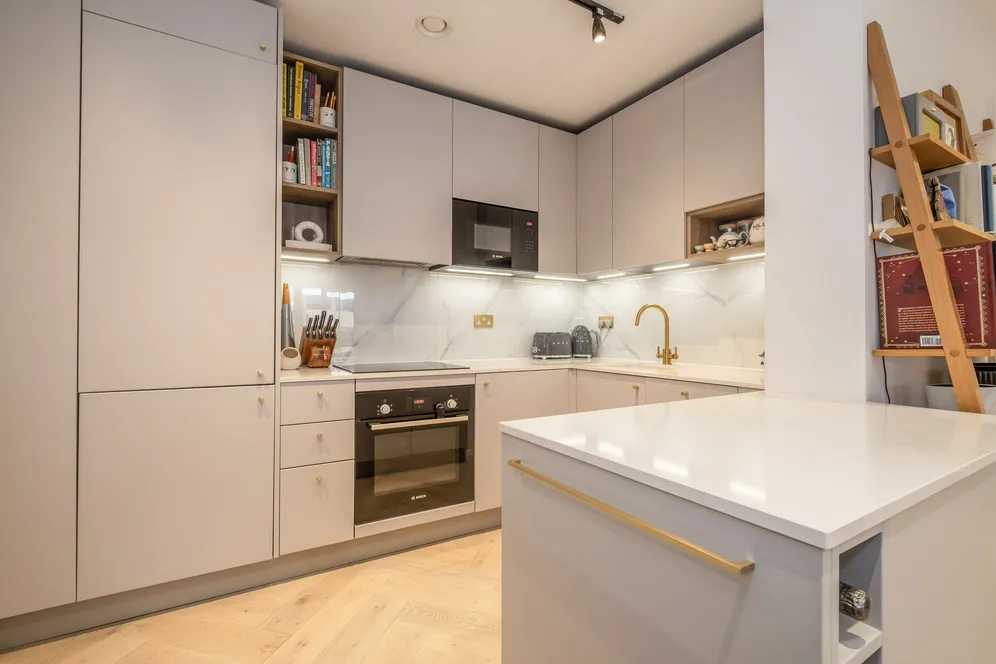 19 Ravensbury Terrace, London, SW18 photo 4