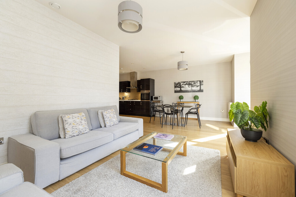 48 Flat 4 Millar Crescent, Morningside, Edinburgh, EH10 5HH Image 6