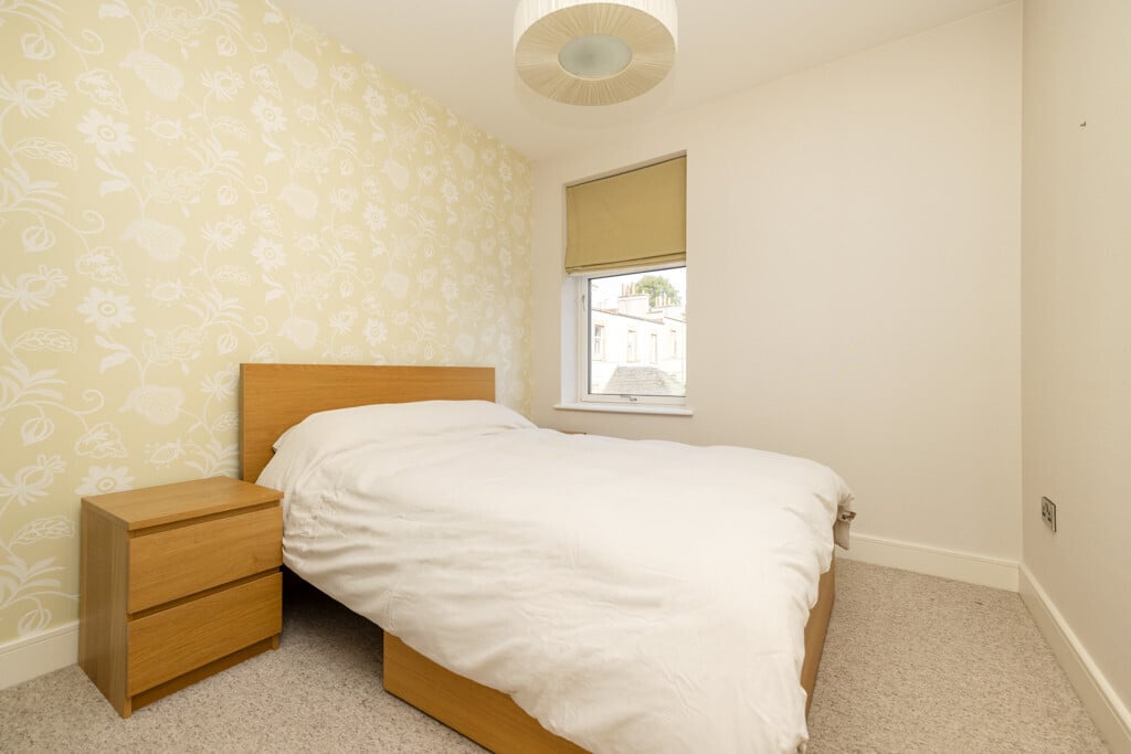 48 Flat 4 Millar Crescent, Morningside, Edinburgh, EH10 5HH Image 16