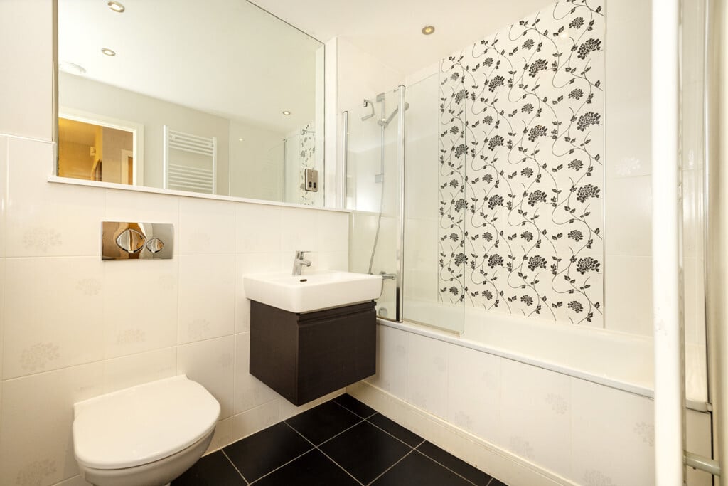 48 Flat 4 Millar Crescent, Morningside, Edinburgh, EH10 5HH Image 19
