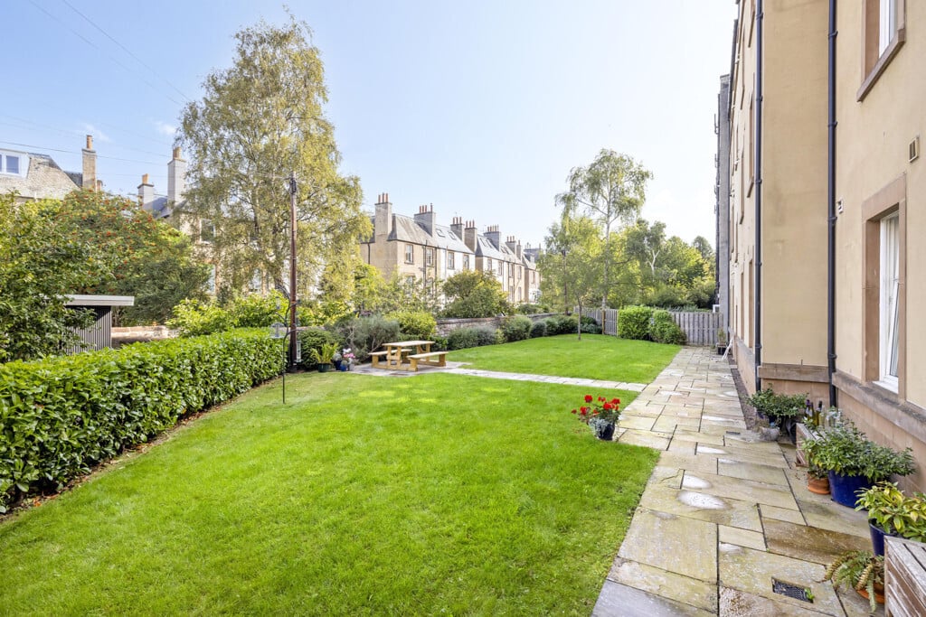 48 Flat 4 Millar Crescent, Morningside, Edinburgh, EH10 5HH Image 23