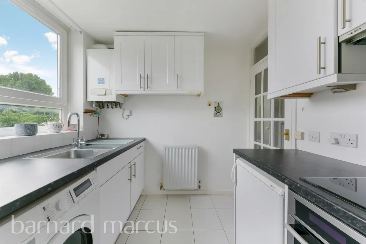 Cherrywood Drive, Putney
