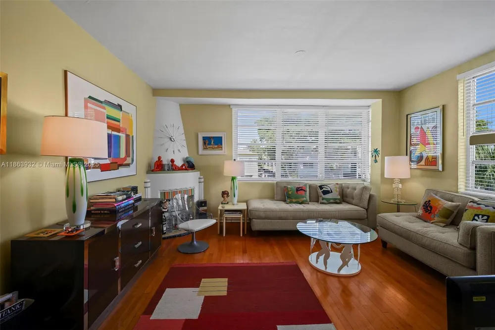 1525 Meridian Ave, Miami Beach, FL 33139