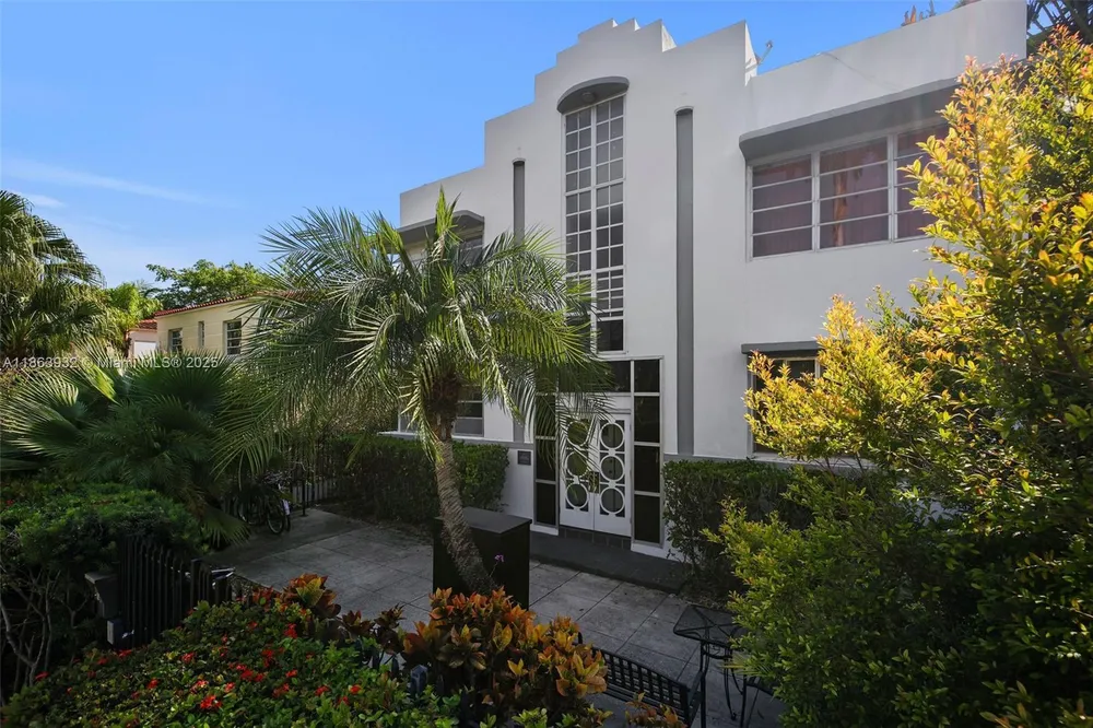 1525 Meridian Ave, Miami Beach, FL 33139