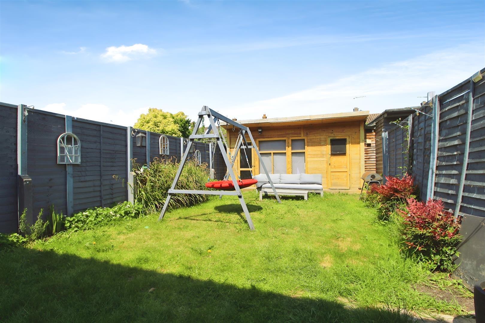 Goodwin Road, Slough Image 3