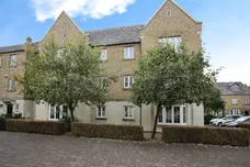Avocet Close, Rugby