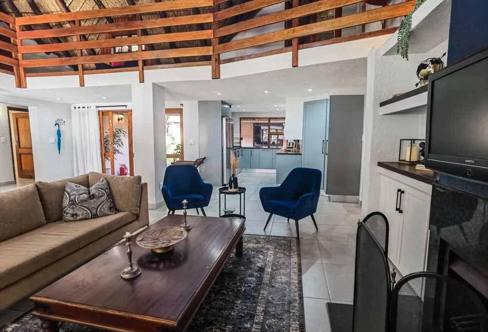 South Africa, North West, Lakeland Estate, Hadeda Street, 32