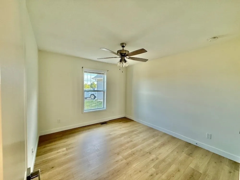 709 N Abbey Rd, Urbana, IL 61802