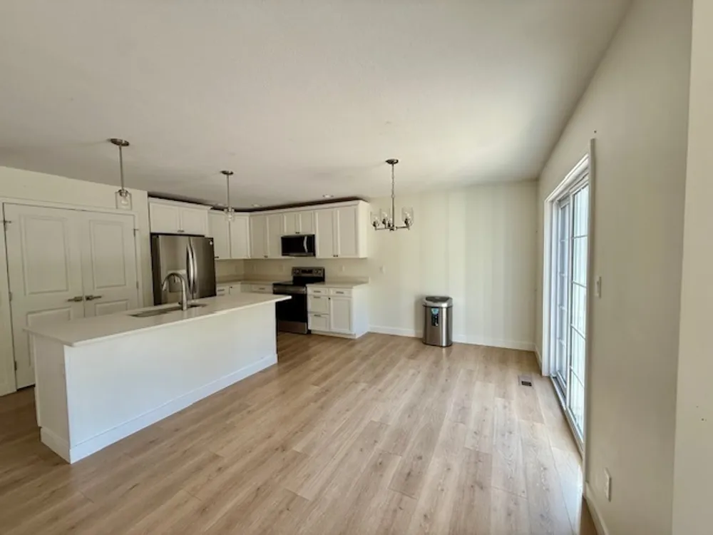 709 N Abbey Rd, Urbana, IL 61802