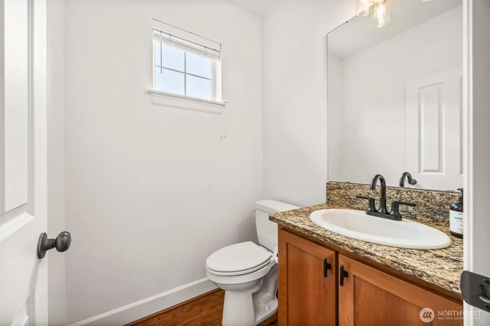 4660 NE 3rd Ct, Renton, WA 98059