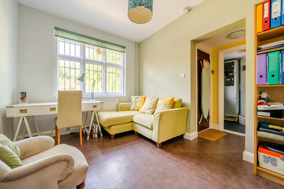 Friern Mount Drive, Whetstone, N20 photo 9