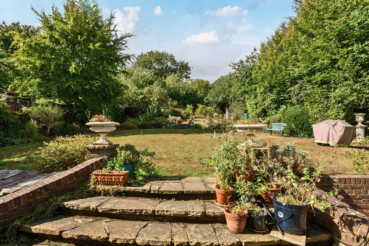 Friern Mount Drive, Whetstone, N20 photo 13
