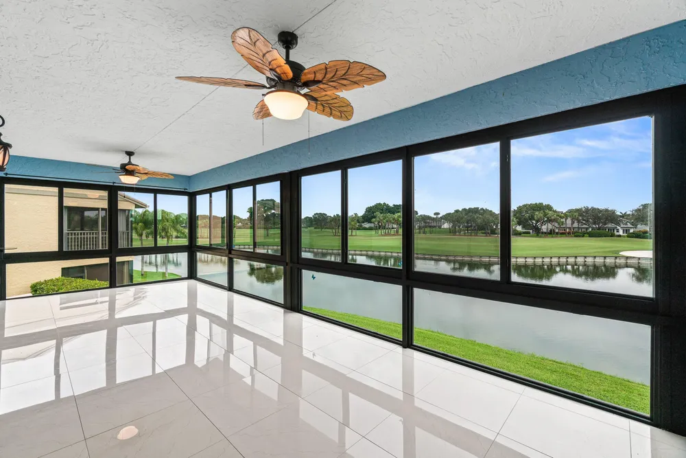 23 Eastgate Dr, Boynton Beach, FL 33436