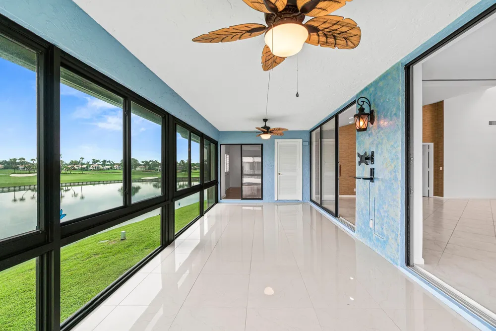 23 Eastgate Dr, Boynton Beach, FL 33436