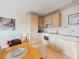 Chartley Court, Uttoxeter thumb 3
