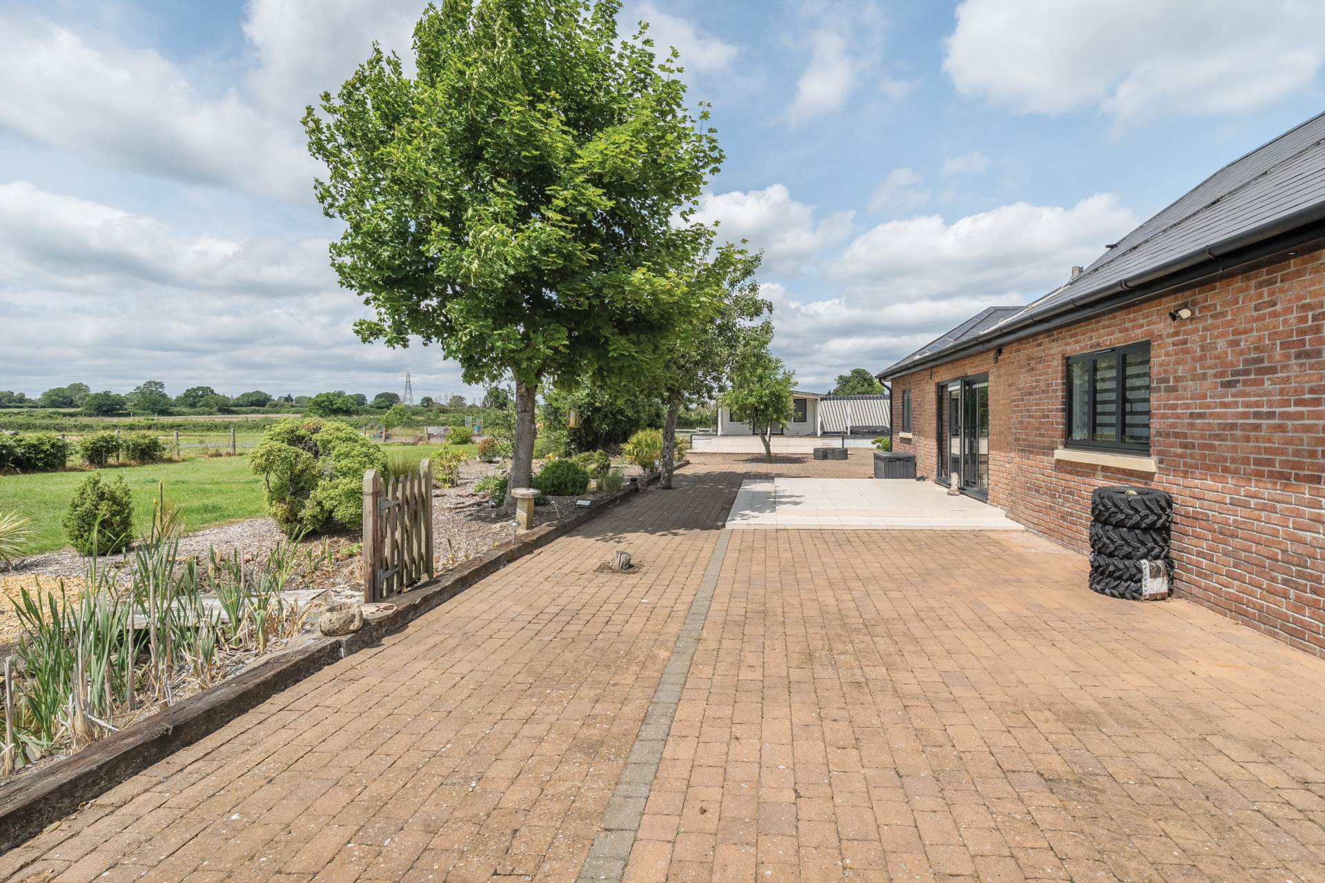 Southwick, Wiltshire Image 38