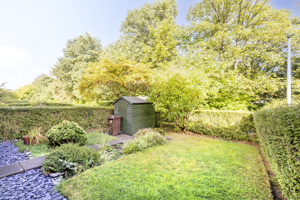 11 Greenbank Drive, Greenbank, Edinburgh, EH10 5RE Image 22
