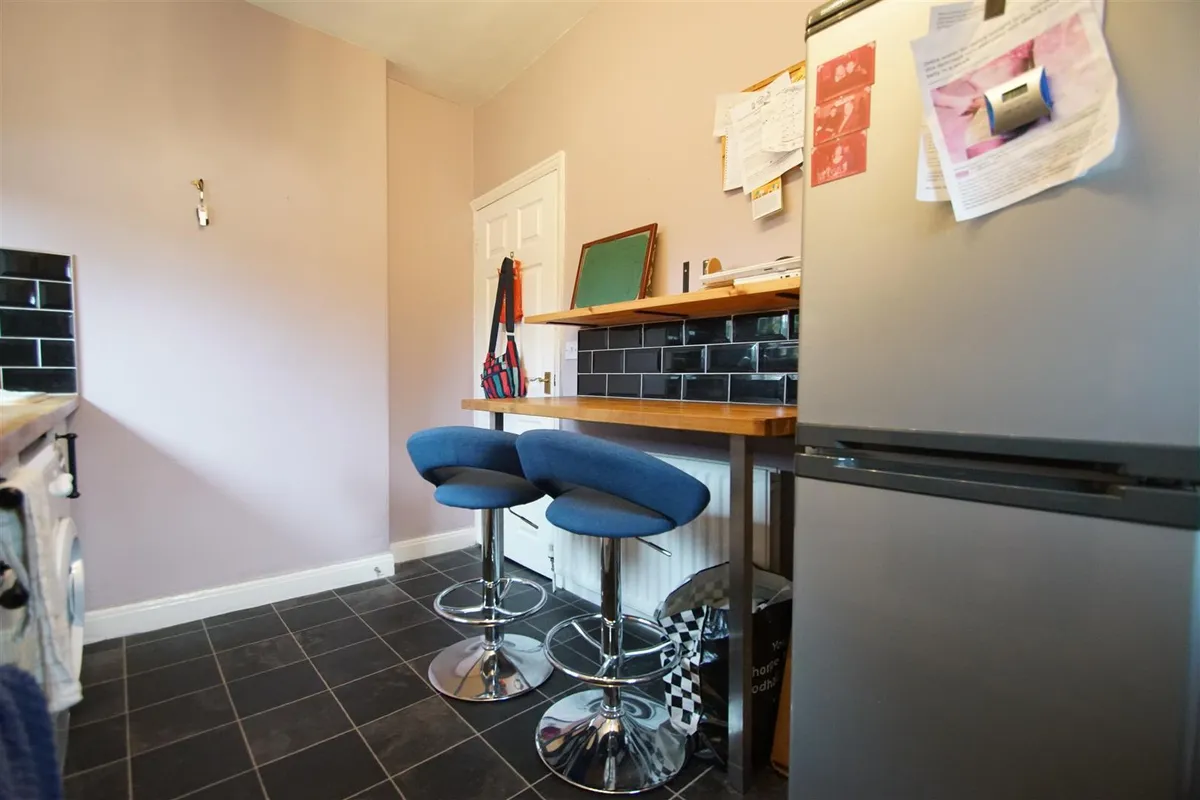 Sandringham Gardens, Alwoodley, LS17