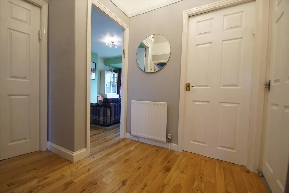 Sandringham Gardens, Alwoodley, LS17