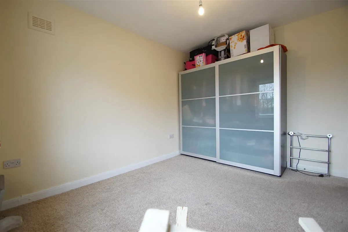 Sandringham Gardens, Alwoodley, LS17