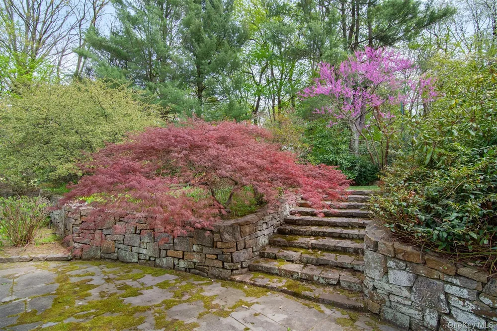164 Washington Ave, Dobbs Ferry, NY 10522