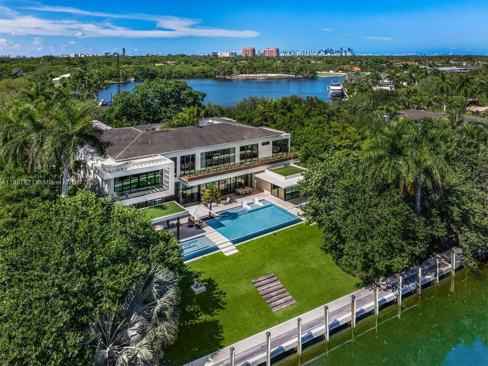 540 Leucadendra Dr, Coral Gables, FL 33156