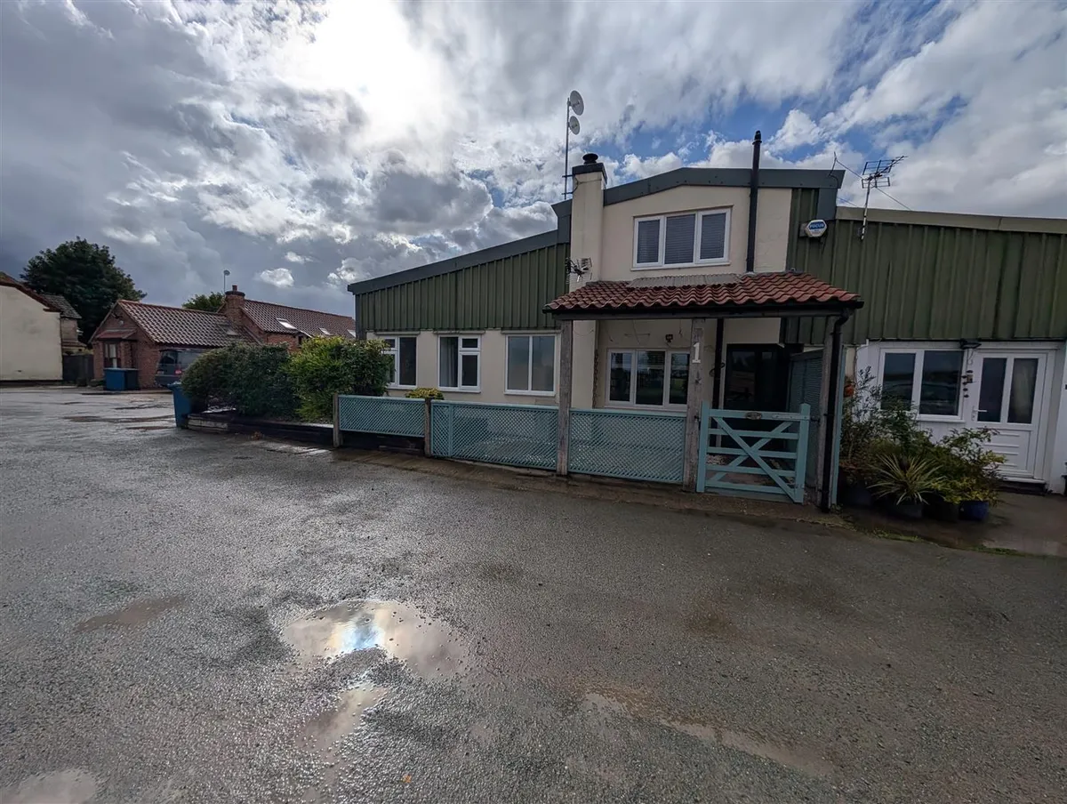 Manor Barn, Station Road, Upper Broughton