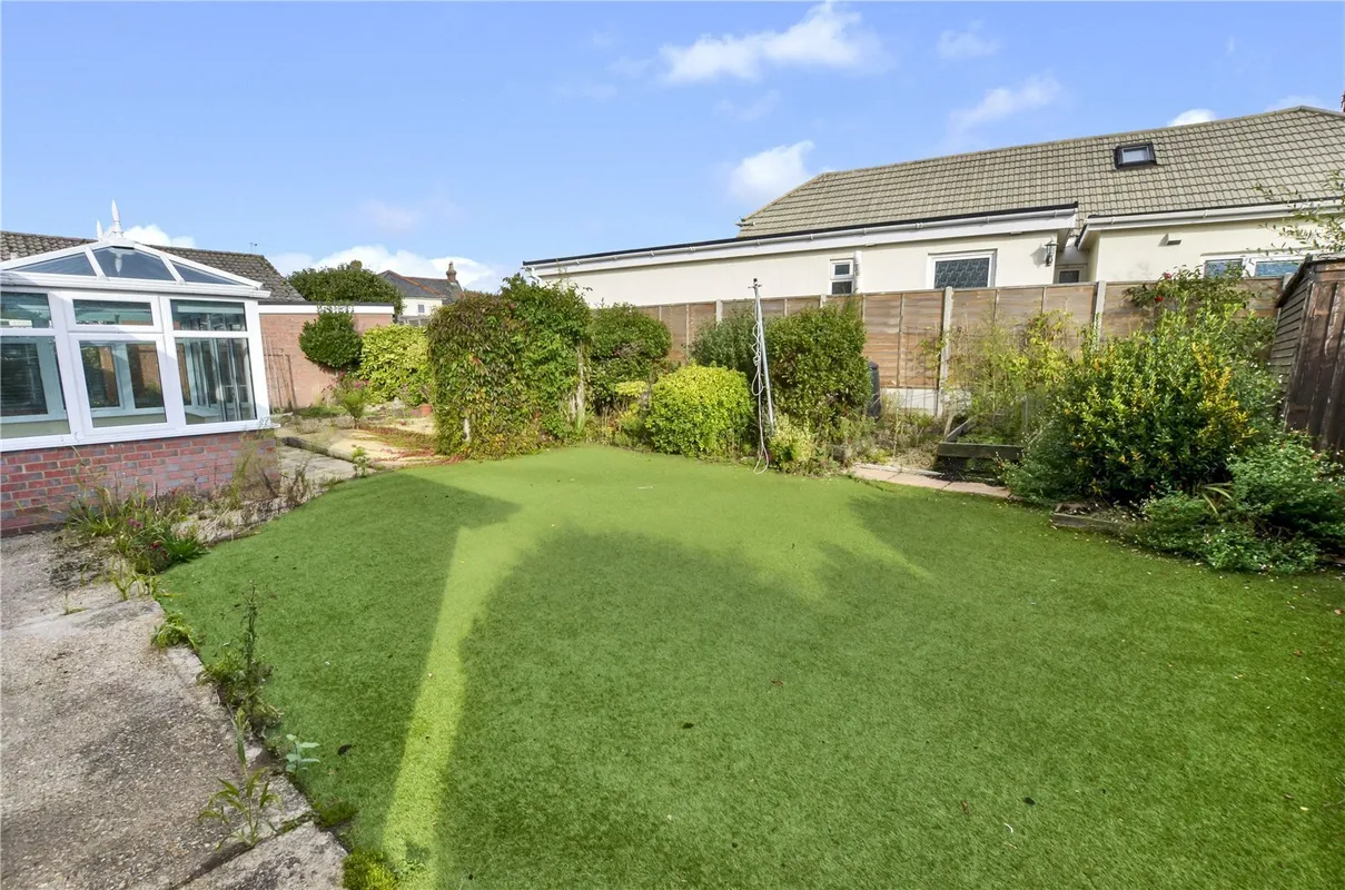 Woolslope Road, West Moors, Ferndown, Dorset, BH22