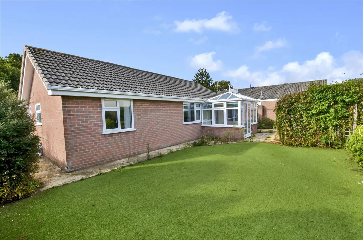 Woolslope Road, West Moors, Ferndown, Dorset, BH22