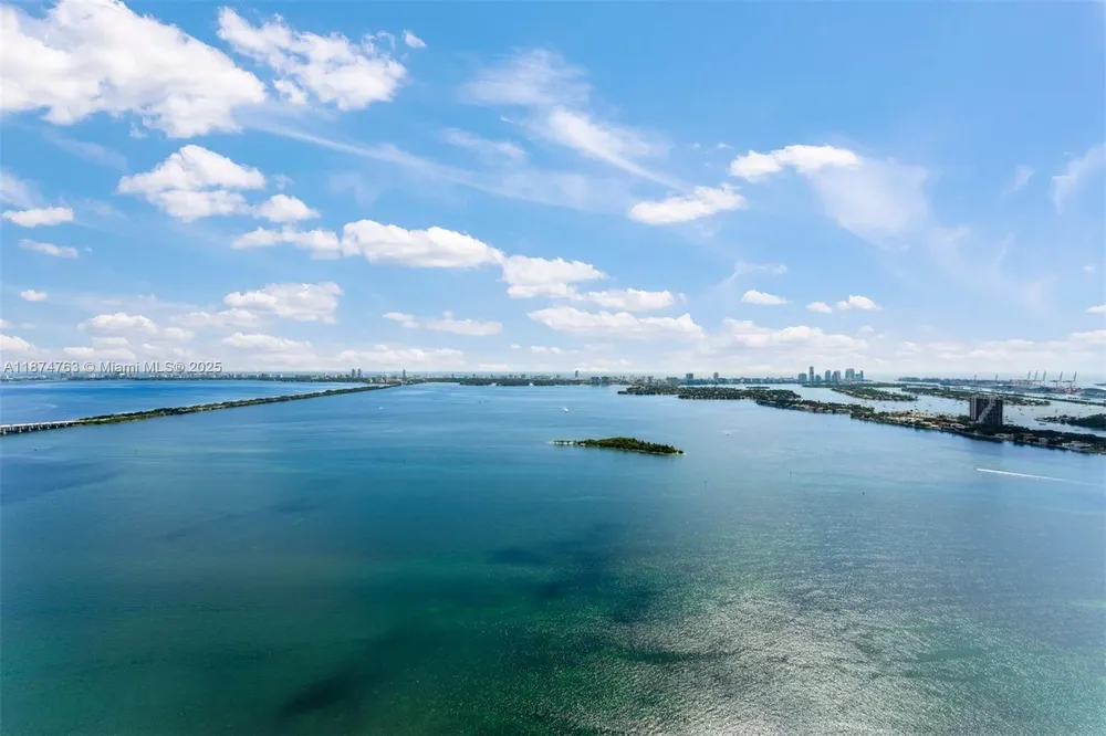 700 NE 24th St, Miami, FL 33137