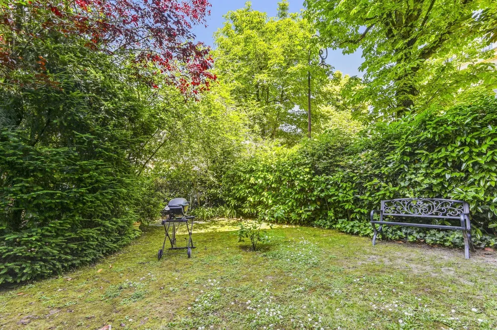 Neuilly-sur-Seine, 92200, France