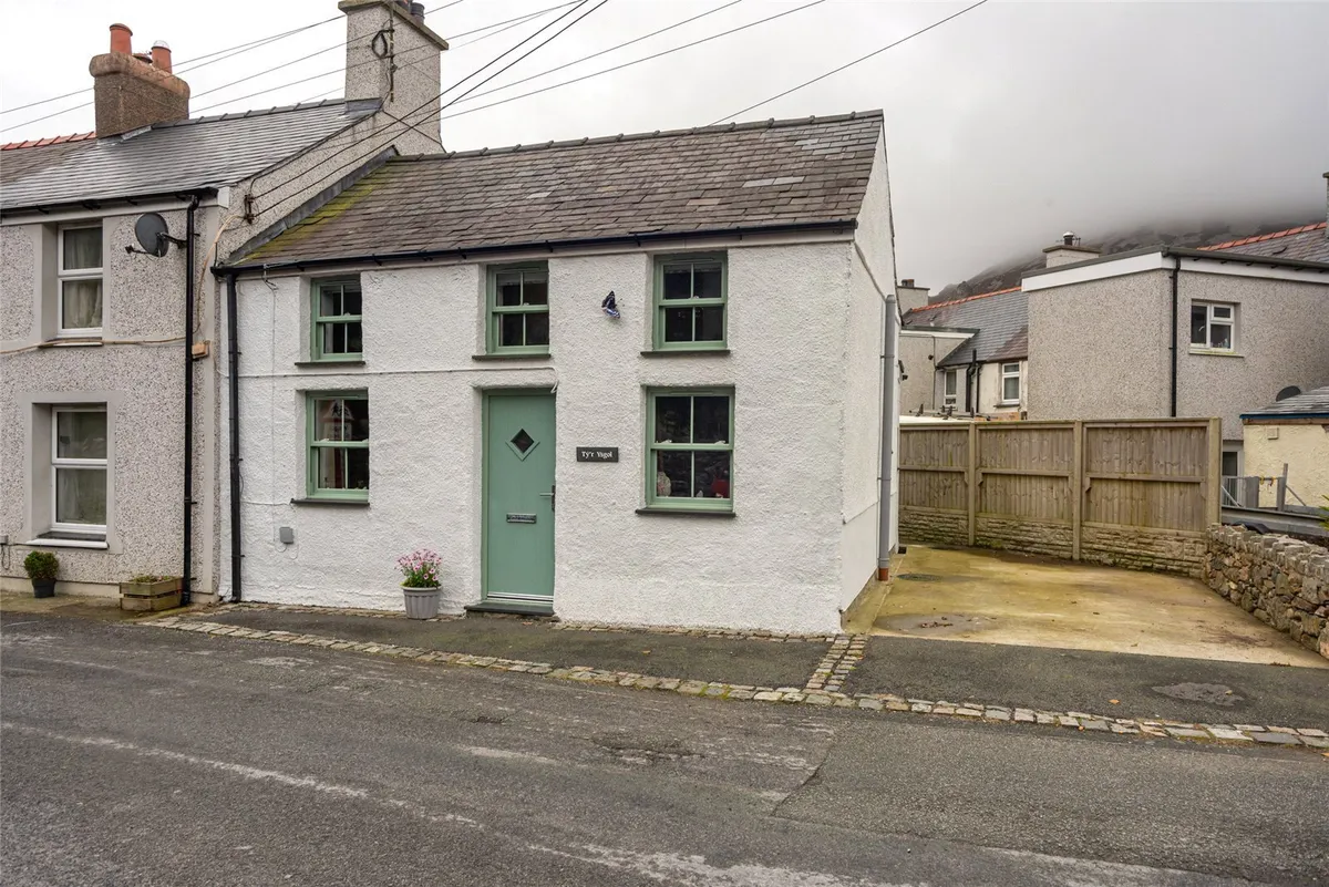 Llanaelhaearn, Caernarfon, Gwynedd, LL54