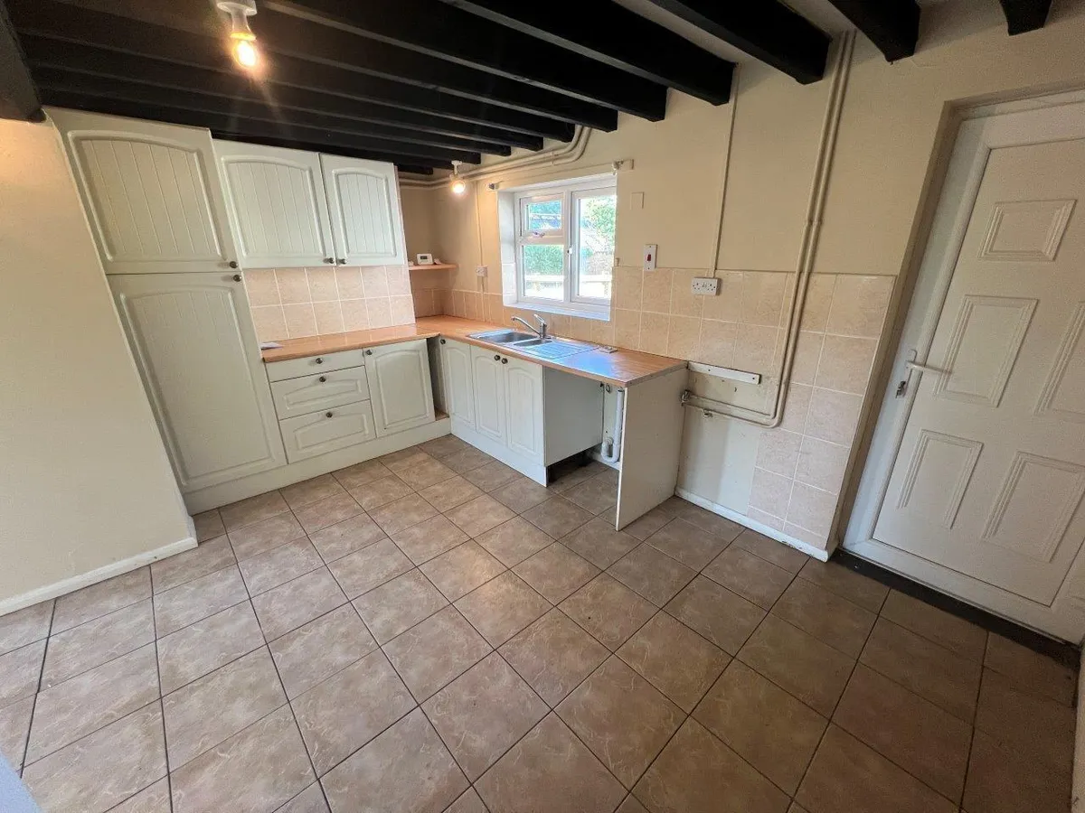 NOOK COTTAGE, SHOBY LANE, GRIMSTON
