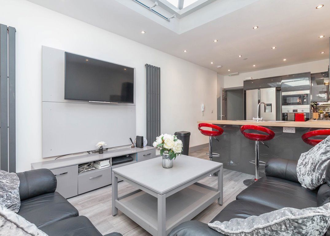 105 Teignmouth Road, B29 7AX Image 2