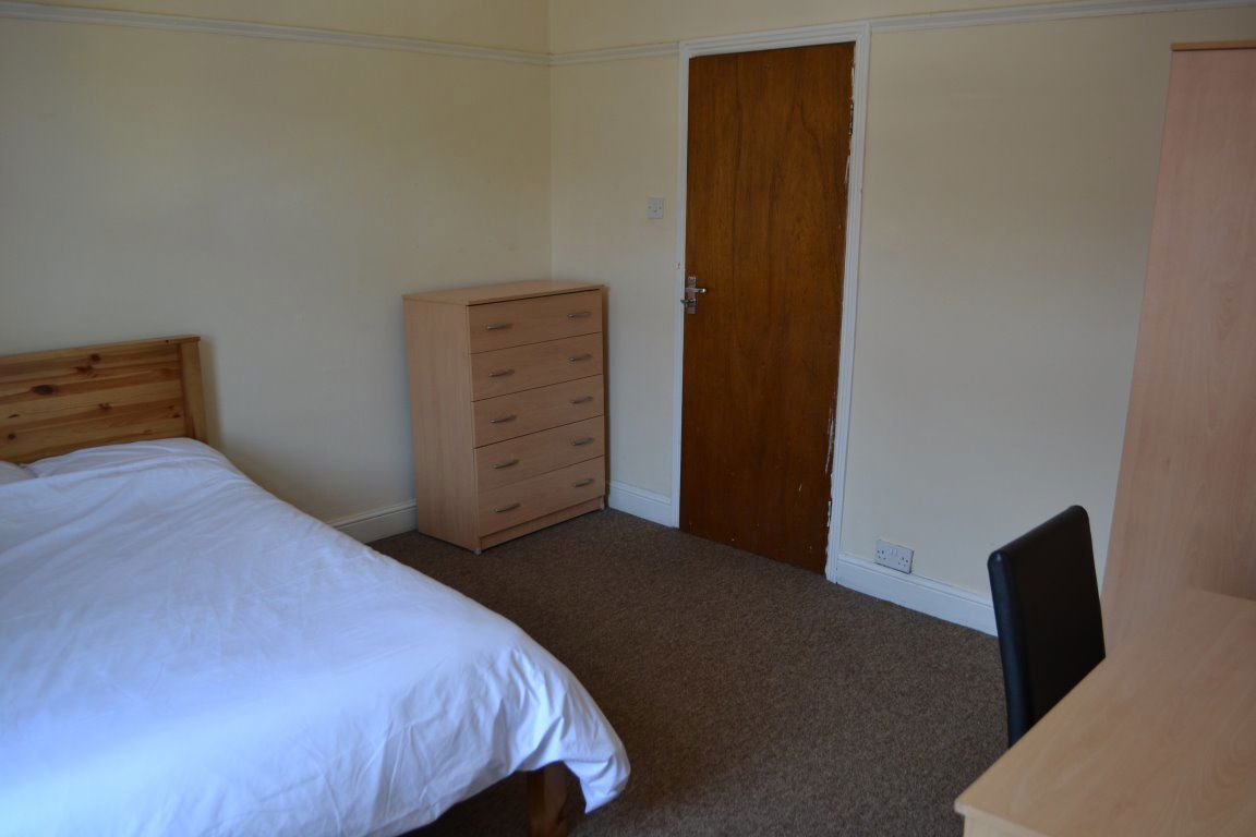 154 Dawlish Road, B29 7AR Image 10