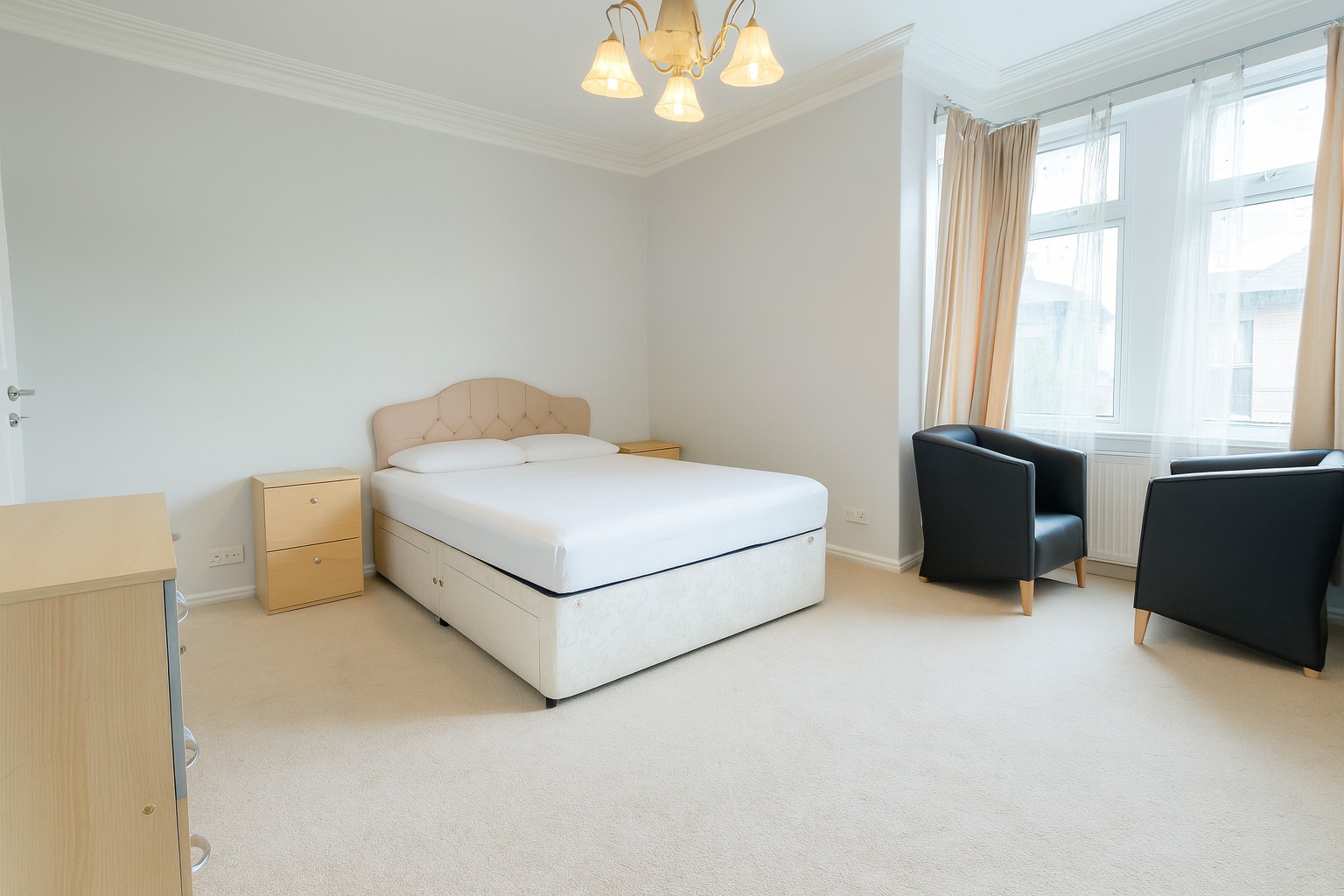 Four Bedroom House To Let Brent View Road West Hendon NW9  Image 8
