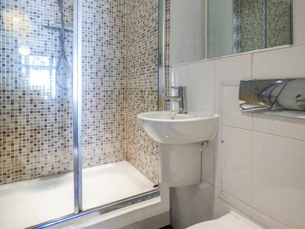 Apt 17 Dain Court, B29 6BD Image 18