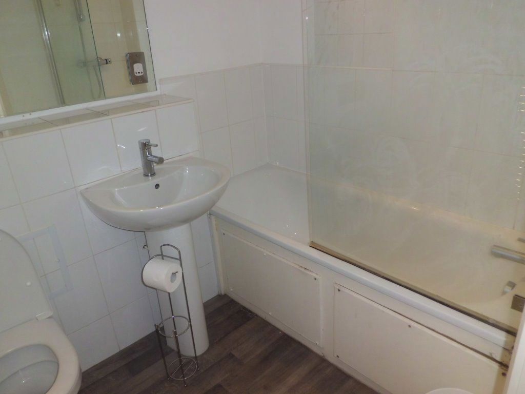 Apt 17 Dain Court, B29 6BD Image 27