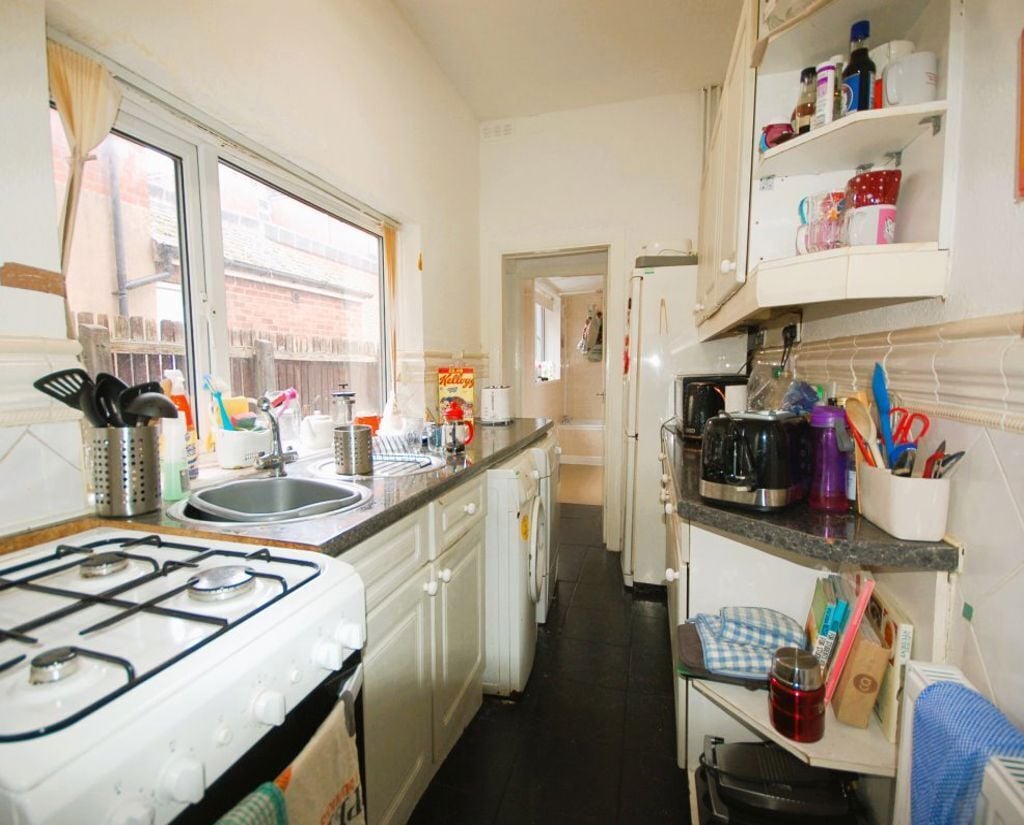 17 Dawlish Road, B29 7AF Image 6