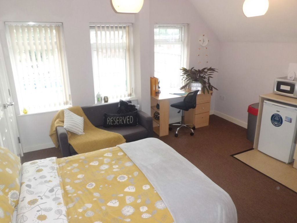 F10 Bournbrook House, B29 6BD Image 1