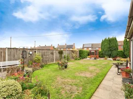 Holt Road, Fakenham thumb 3