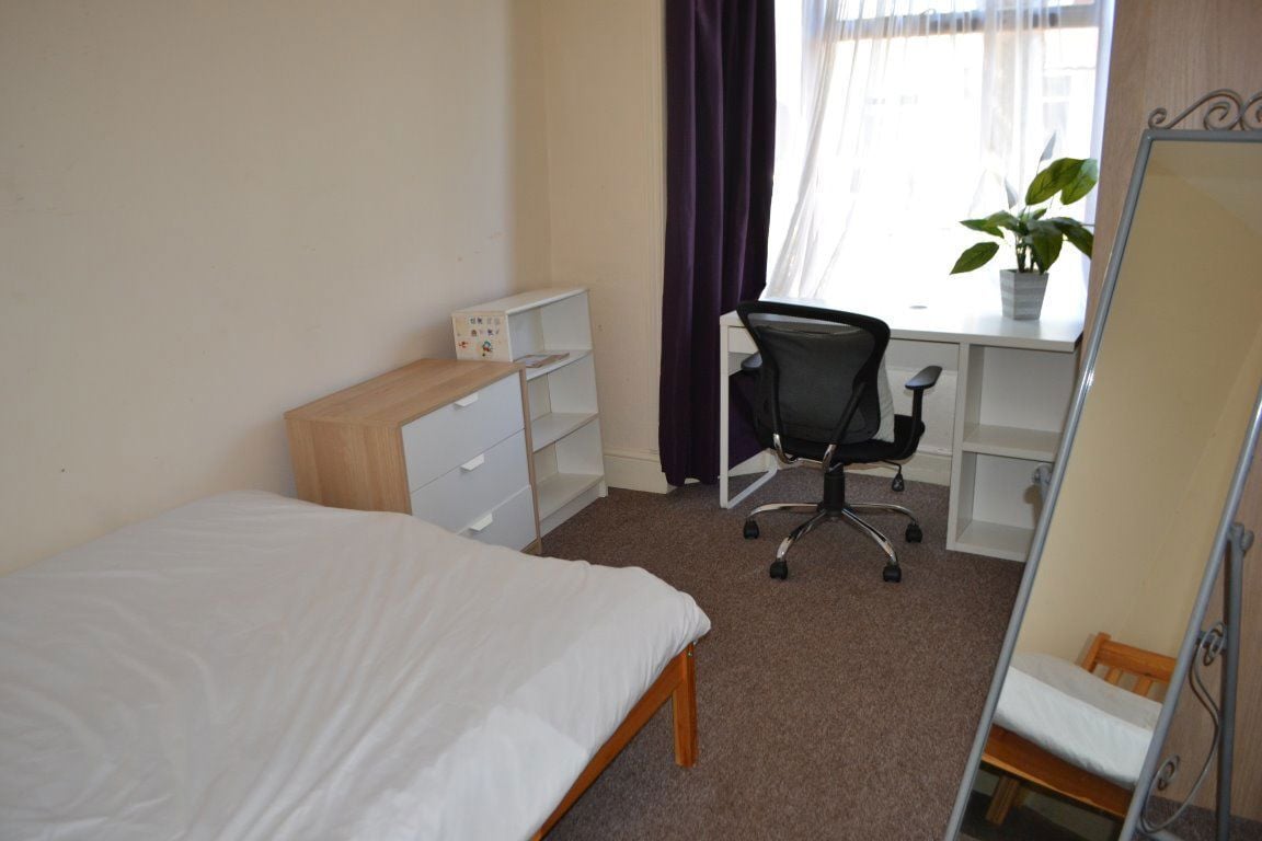 311 Tiverton Road, B29 6DA Image 8