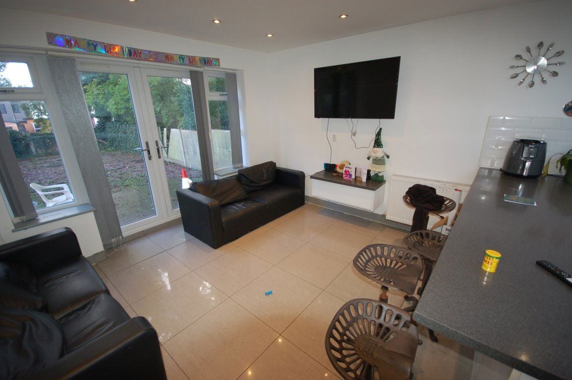 111 Tiverton Road, B29 6BS Image 4
