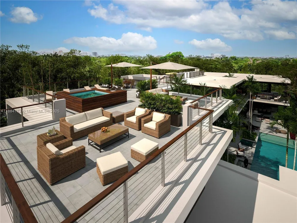 1725 S Bayshore Dr, Miami, FL 33133