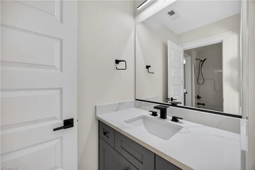3799 Peony Way, Clemmons, NC 27012