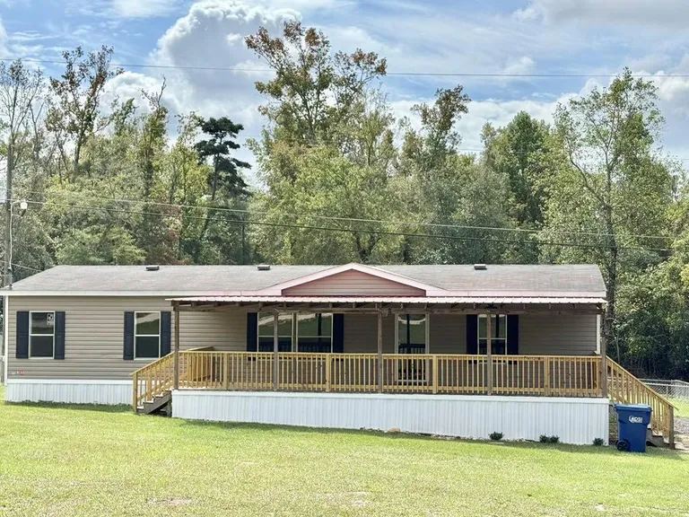 179 Lee Road 504, Phenix City, AL 36870