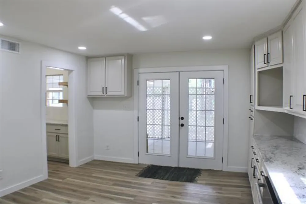 410 Belvedere Dr, Beaumont, TX 77706