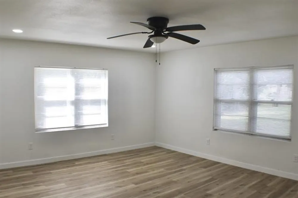 410 Belvedere Dr, Beaumont, TX 77706